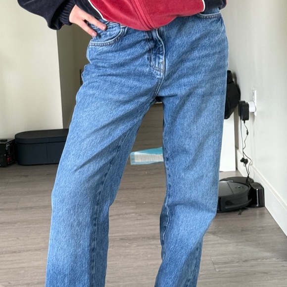 Zara Jeans - Picture 1 of 12